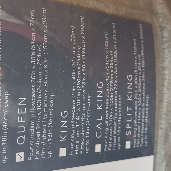 Berkshire Velvetsoft Queen Sheet Set with 4 Pillowcases in the color Sage - Picture 2 of 2